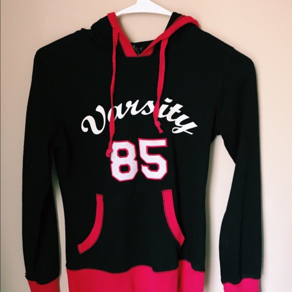 Varsity Hoodie/Pullover