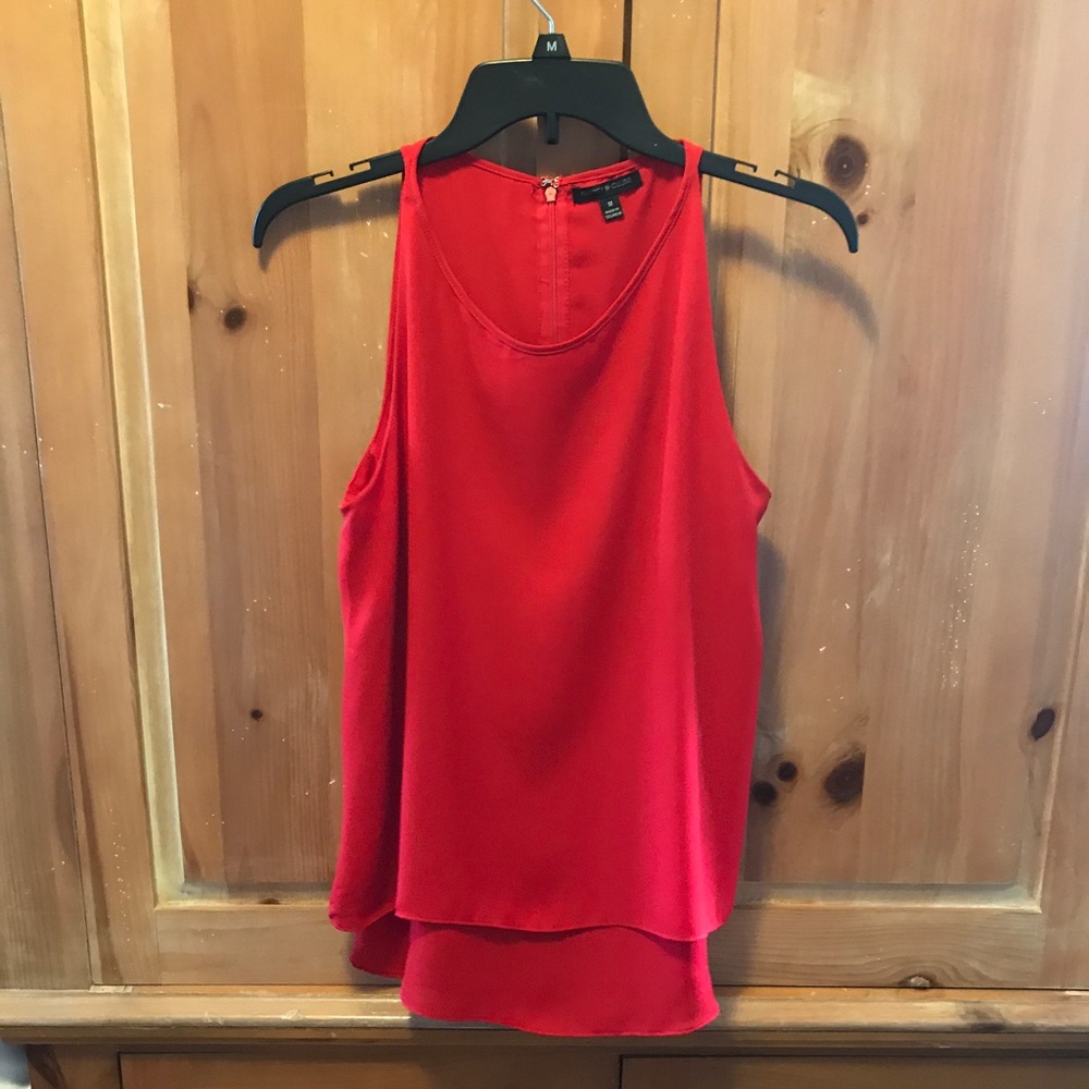 Audrey & Celine top size Medium