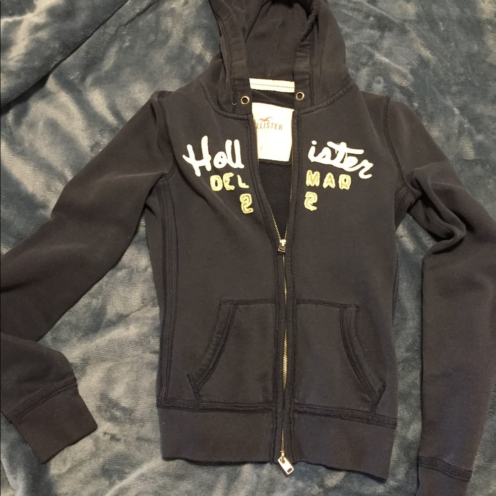 Hollister zip up
