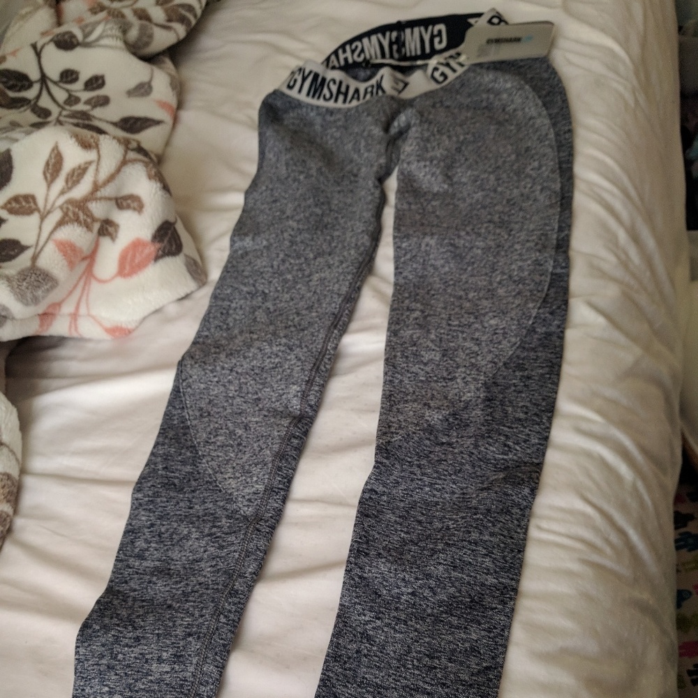 NWT and never worn gym shark flex leggings!