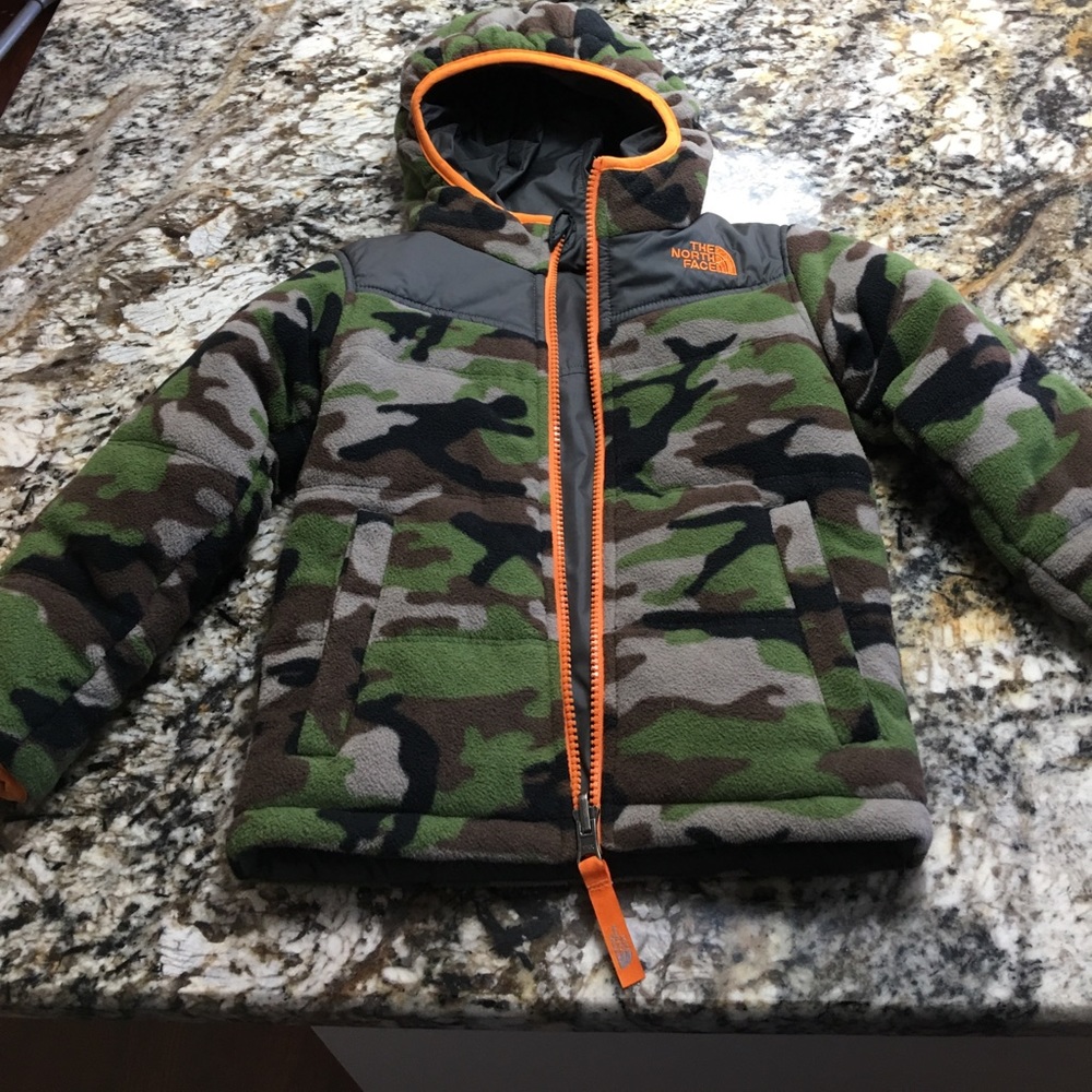 3t reversible northface coat