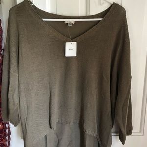 Green light weight sweater