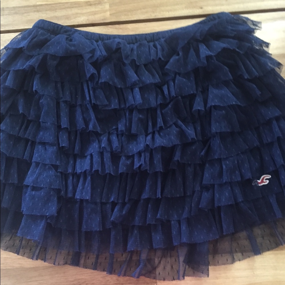 Holoster skirt.