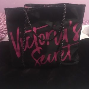 VS tote
