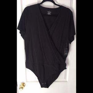 Black deep V bodysuit⭐️FINAL MARKED DOWN⭐️