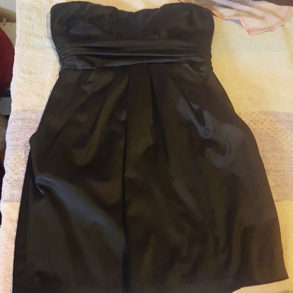 Black strapless dress