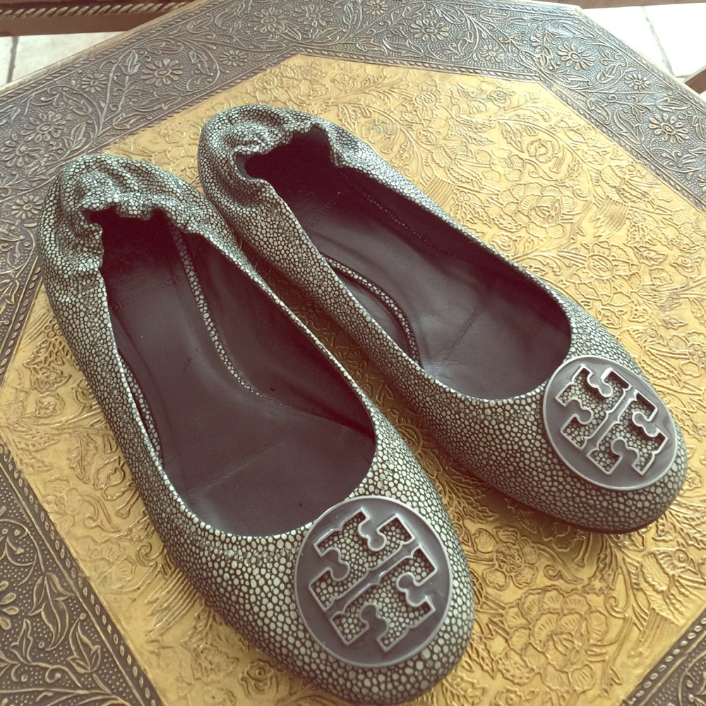 Toy Burch beautiful shoes in good condition 6 1/2