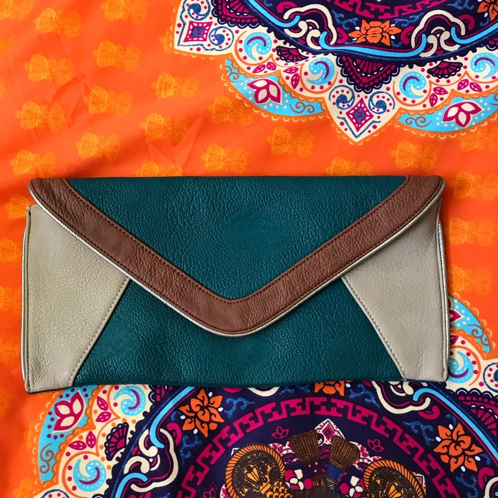 EUC Steve Madden Clutch with Strap