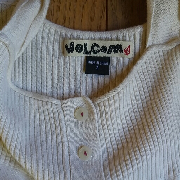 ♦ 3 for $15 Volcom Sweater Dress - Picture 4 of 8