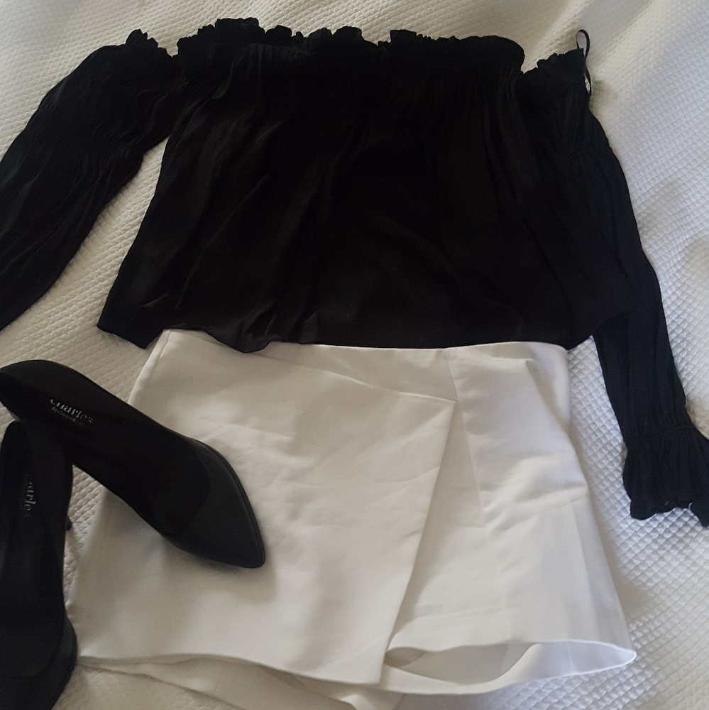 Express white asymmetrical skort