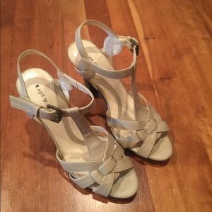 Apt. 9 nude heels