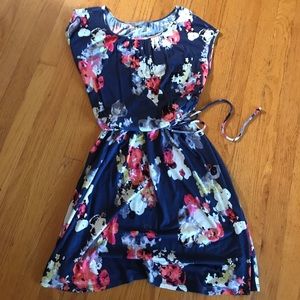 Daisy Fuentes size small dress