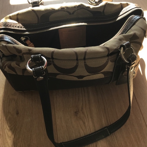 Coach brown patterned handbag - Picture 4 of 4