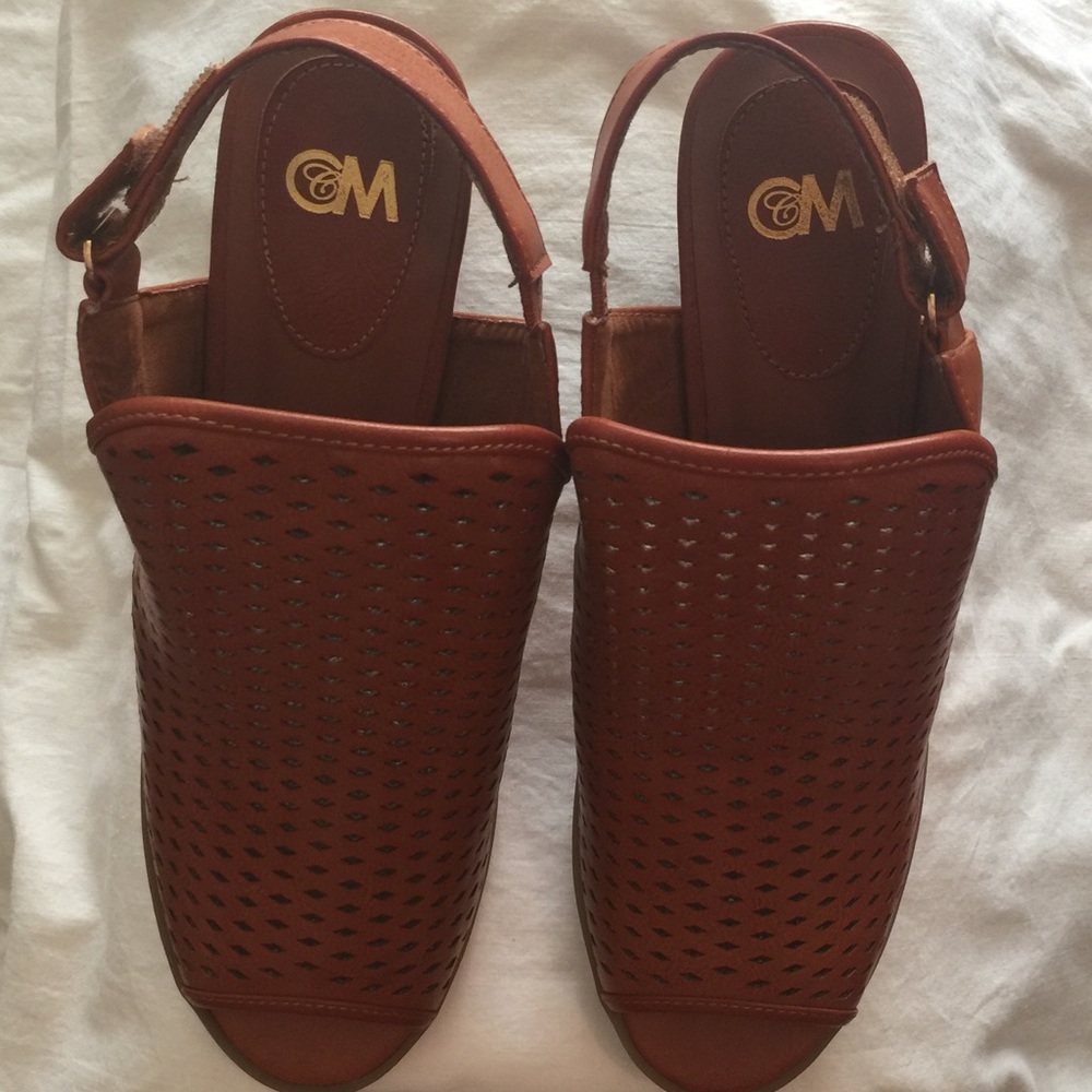 Tan leather mules