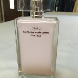 l'eau Narciso Rodriguez for her