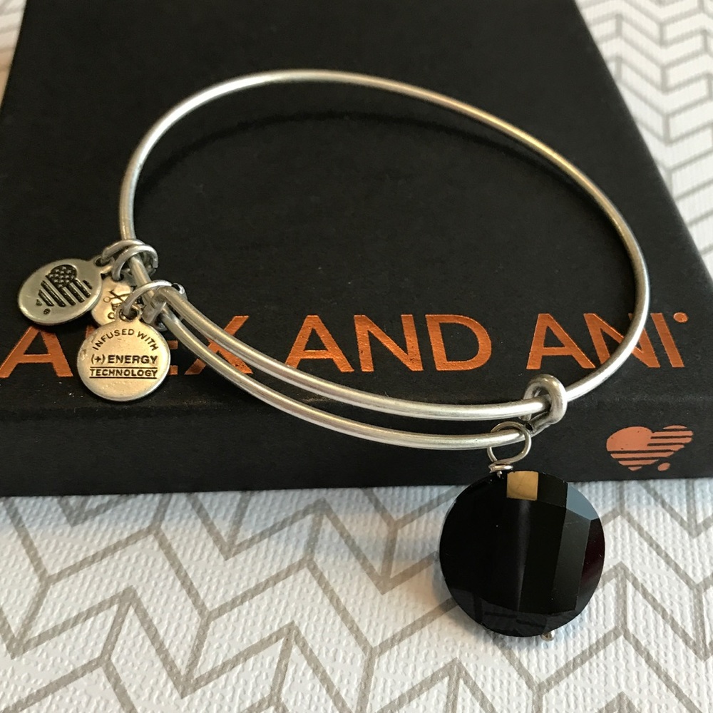 NWOT Rare Alex and Ani faceted Onyx Bangle