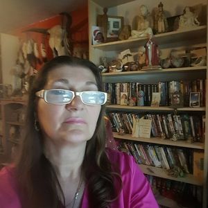 Meet your Posher, Sally