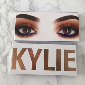 Kylie Cosmetics Royal Peach Palette