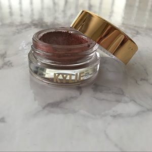 Kylie Cosmetics Creme Shadow