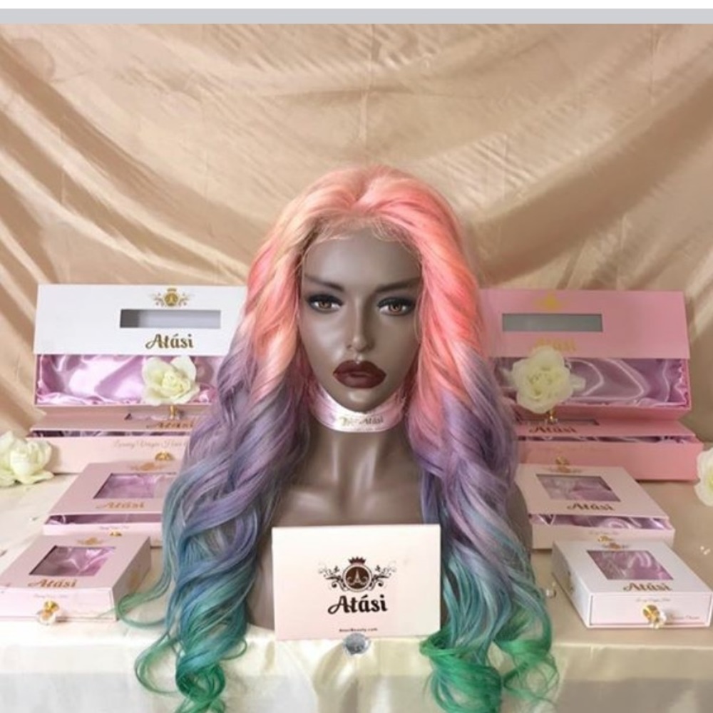 Meet your Posher, Danazia