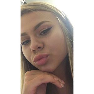 Meet your Posher, Erika