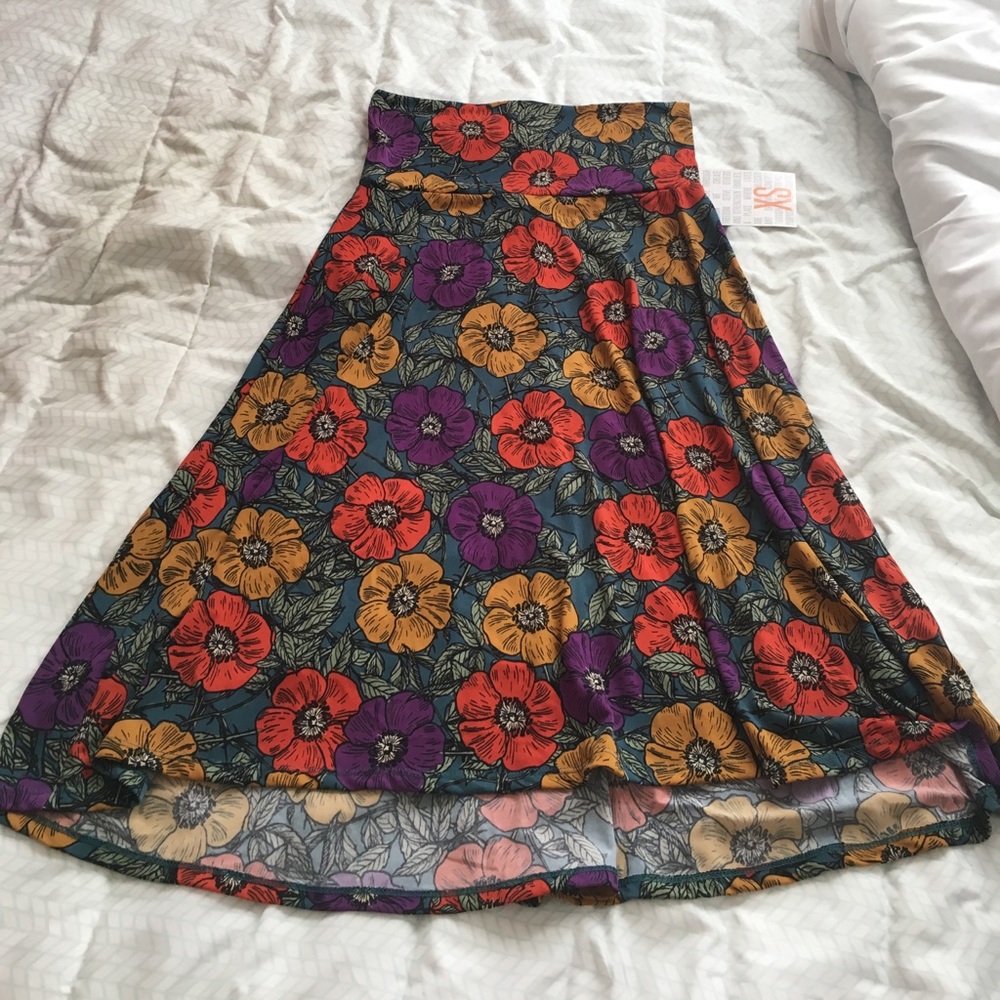 NWT Lularoe Azure skirt! Never worn!