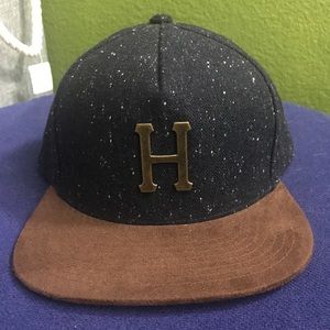 Huf leather strap back Huf leather strap back