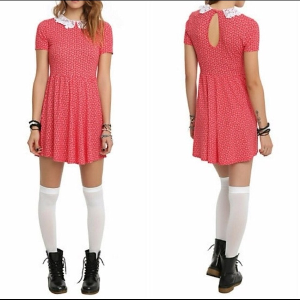 Red floral and skull sweetheart dress
