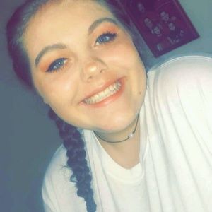 Meet your Posher, Paige