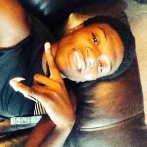 Meet your Posher, Derrick