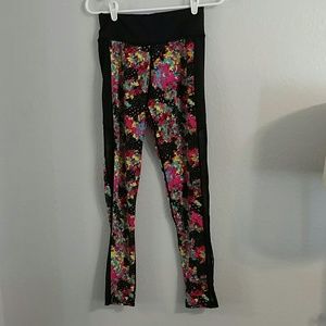 Colorful women's workout leggings