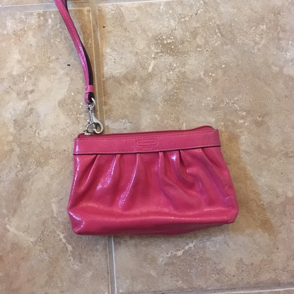Coach wristlet - Picture 1 of 1