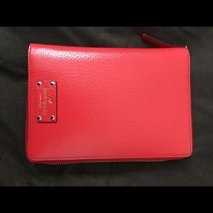 💰⬇️ KATE SPADE ZIP AROUND ORGANIZER