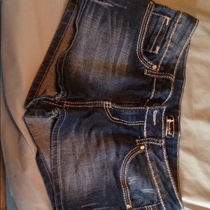 Jean shorts super cute