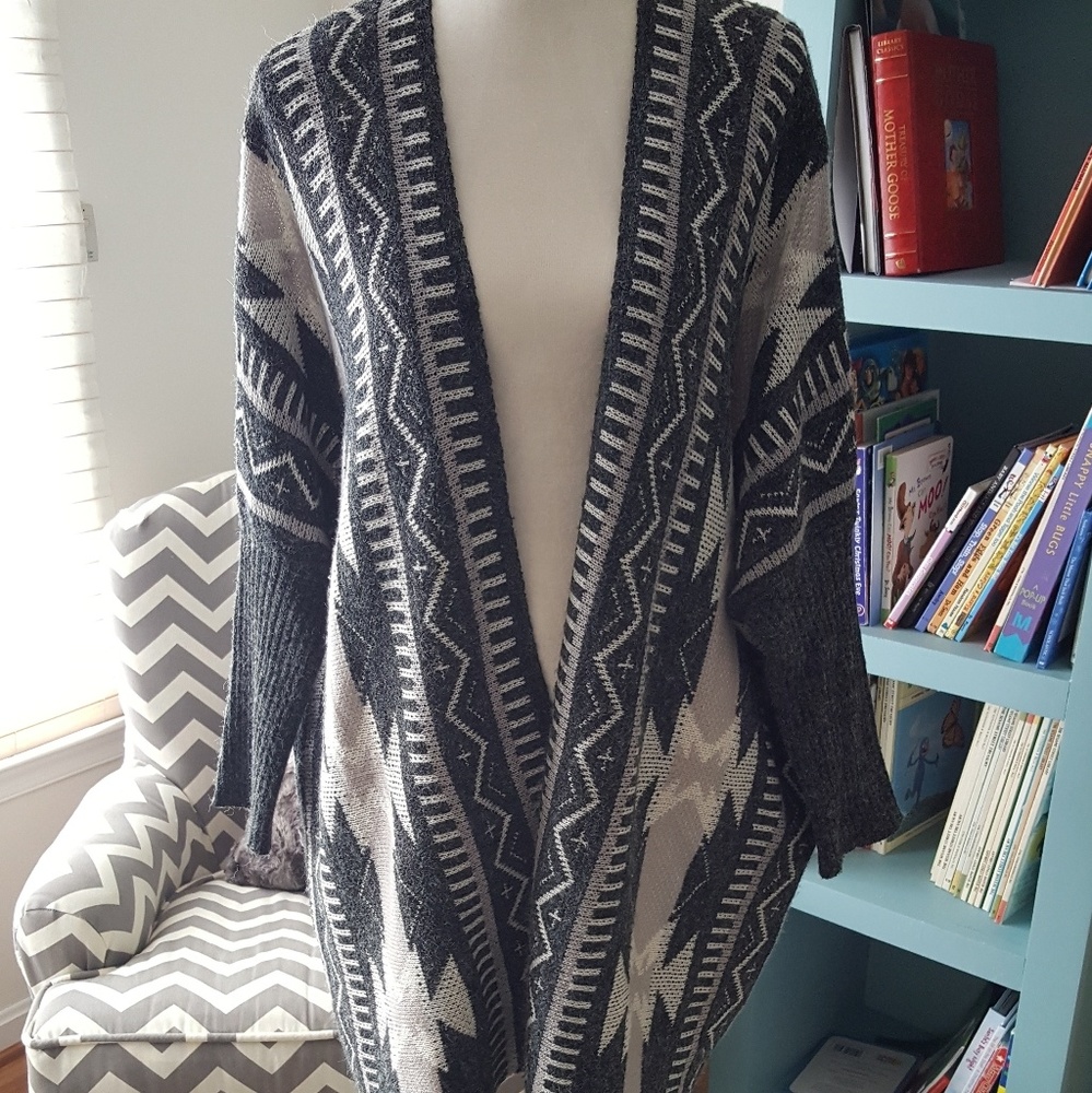 Slouchy, over size sweater, dolman sleeves, Debut