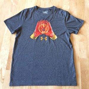 Boys youth Large Under Armour tshirt