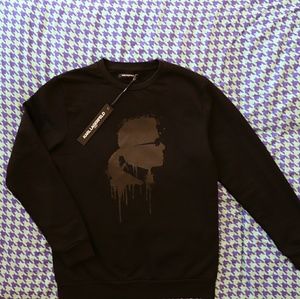 Karl Lagerfeld sweatshirt.