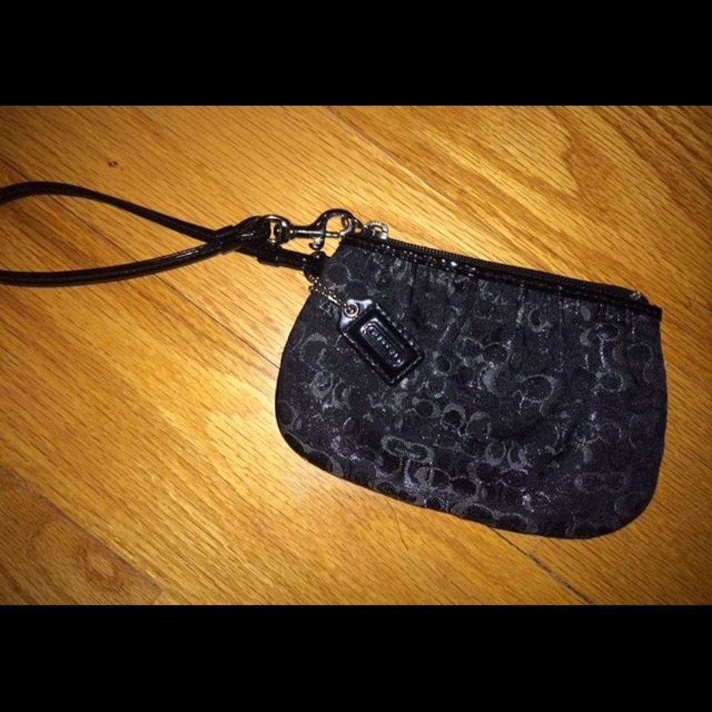 Real coach wristlet never used