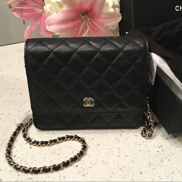 ❌SOLD❌Chanel Square WOC 2017 - Picture 4 of 6