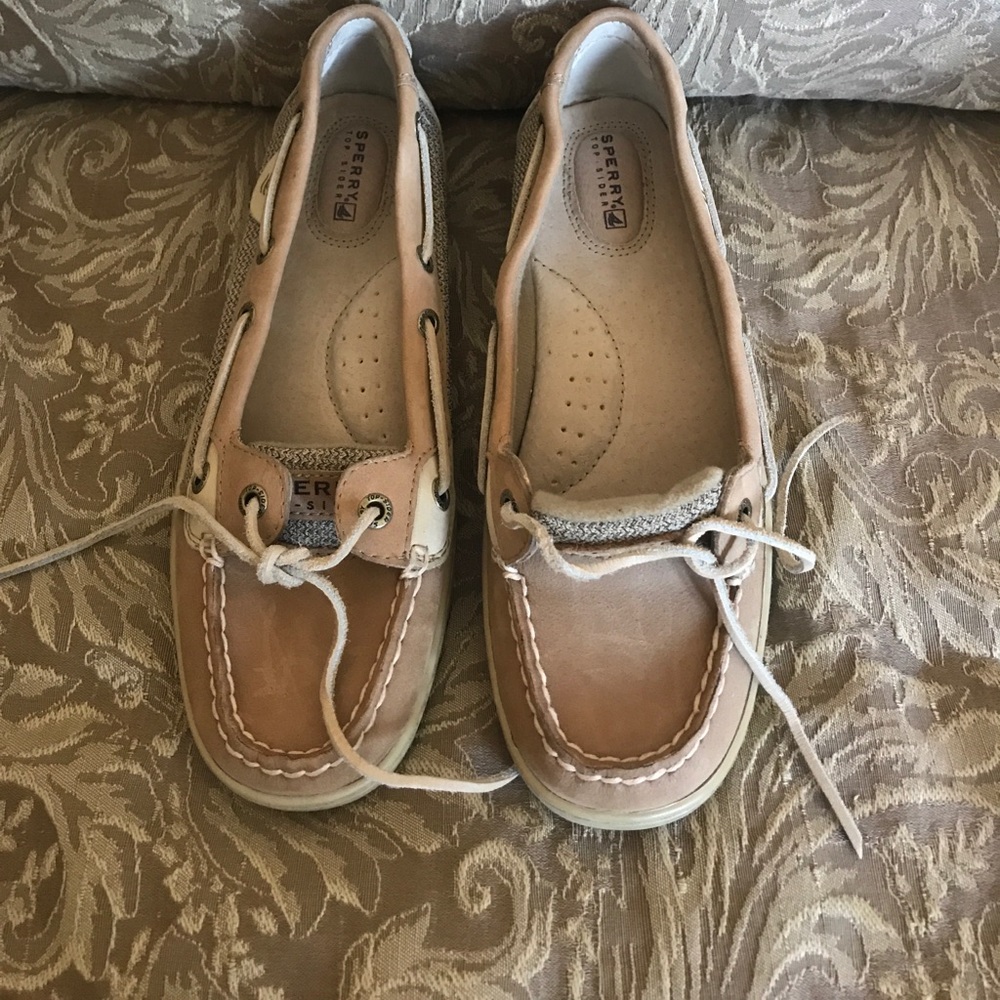 Women Sperry’s. Top Sider. Worn once.