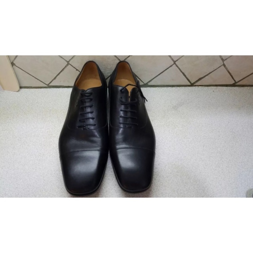 Gucci men's black oxfords logo leather cap toe - Picture 2 of 5