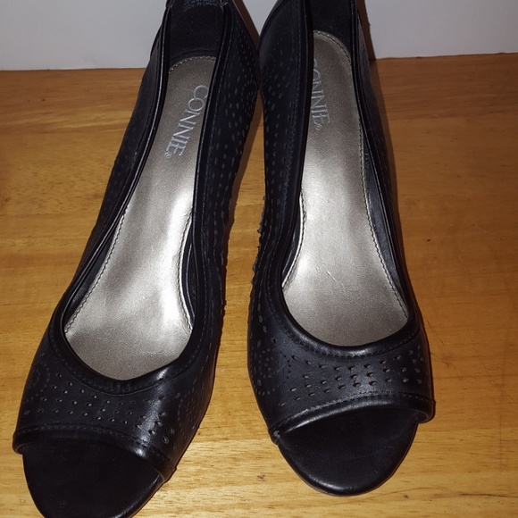 Connie wedge - Picture 3 of 3