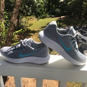 Female Nike Shoes