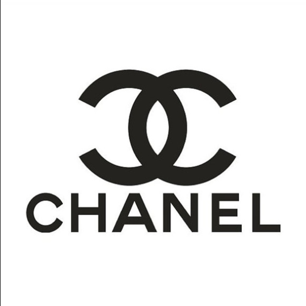 Designer wall logo decal "Chanel" 15X15