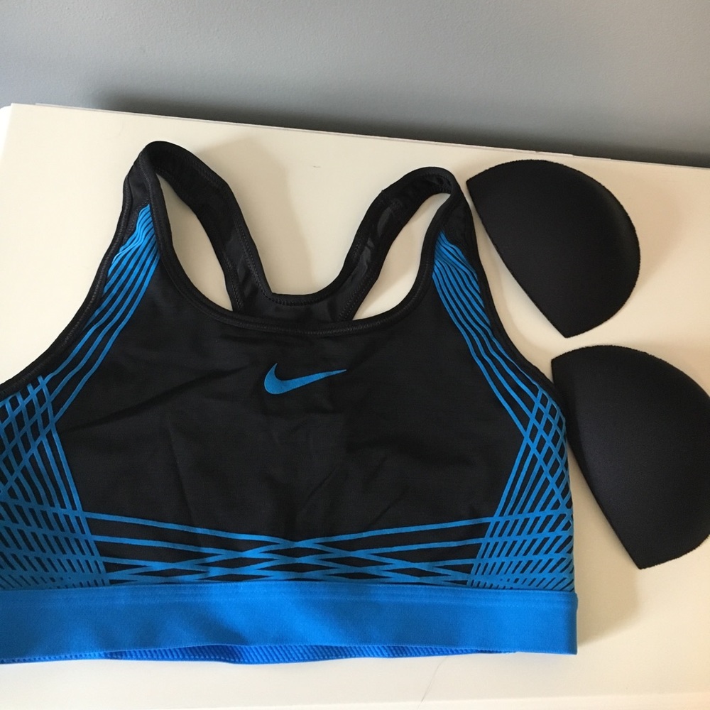 Nike Hyper Classic Padded Sports Bra