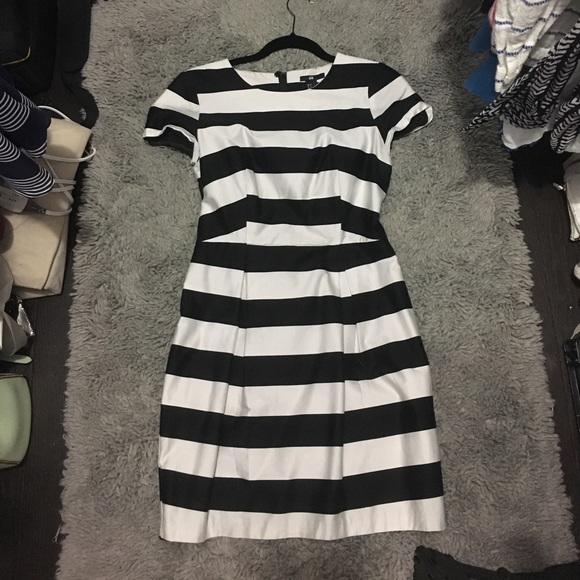 H&M Black and White Dress - Picture 1 of 1