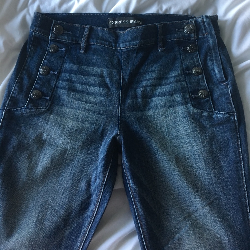 Flared Jeans