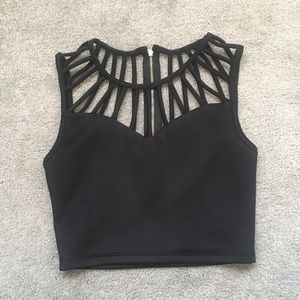 Caged crop top❤️