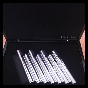 Revive skincare peau set