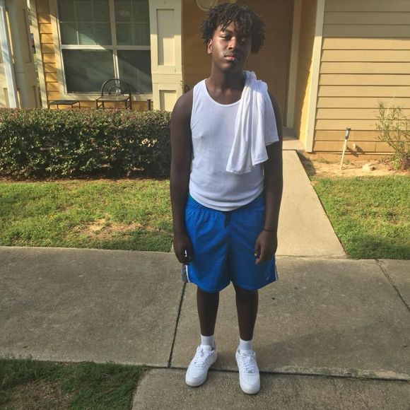 Meet your Posher, Terrion - Picture 1 of 1